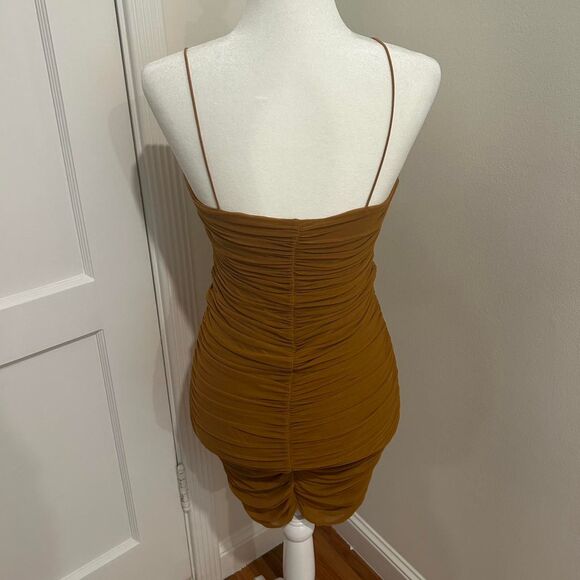 Forever 21 Bodycon Ruched Dress - Picture 3 of 3